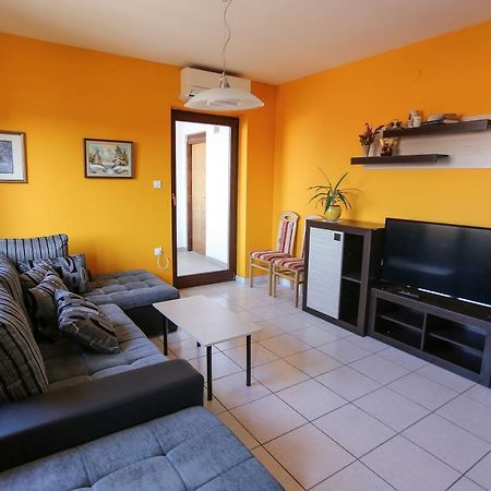 Apartment Sunny Place 普拉 外观 照片