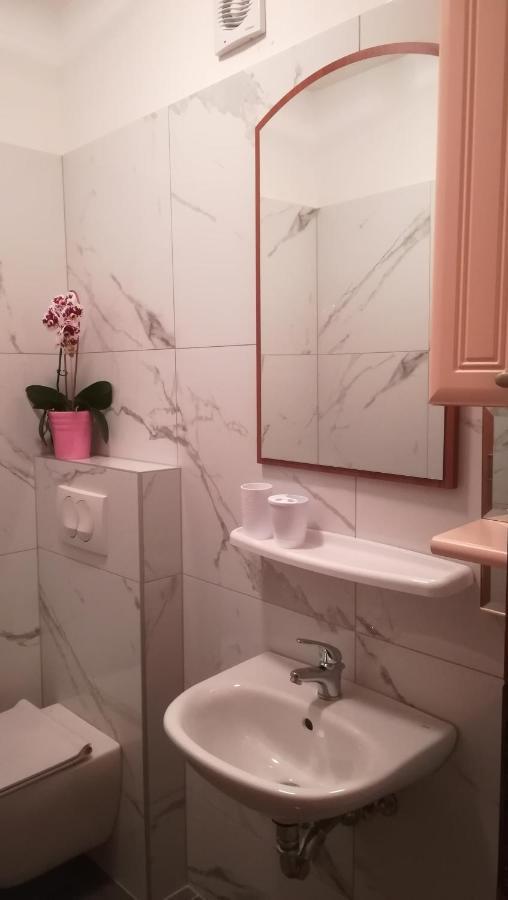 Apartment Sunny Place 普拉 外观 照片