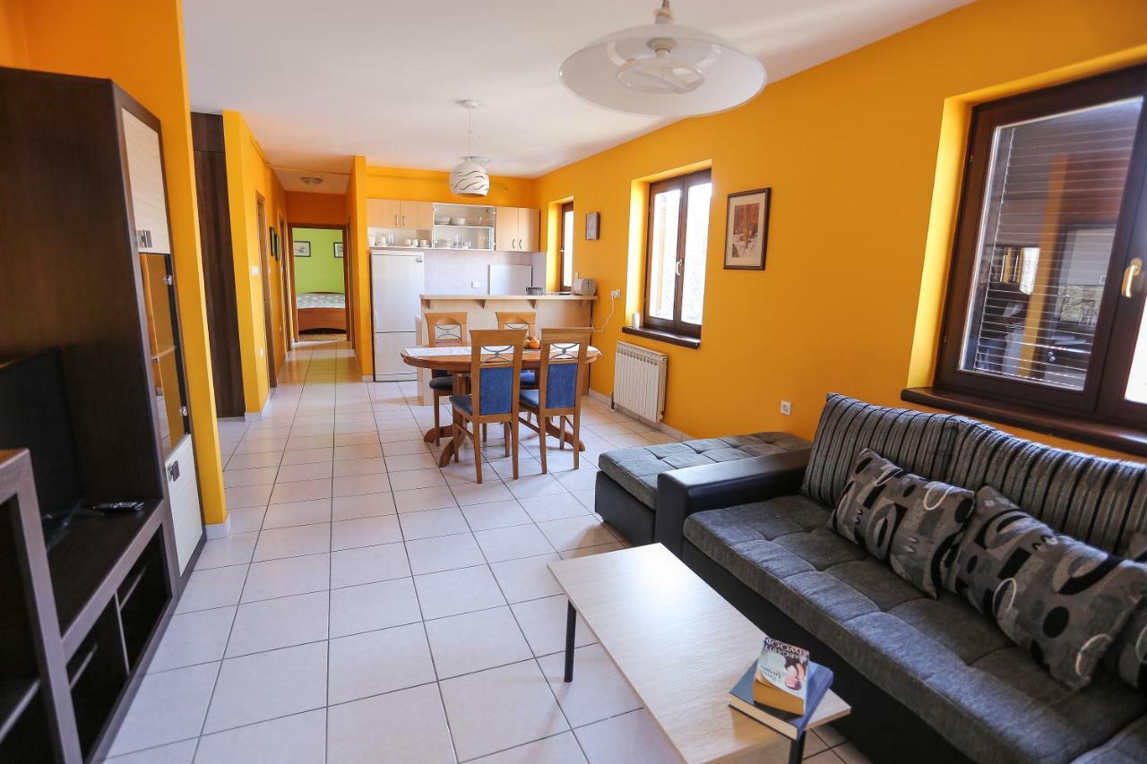 Apartment Sunny Place 普拉 外观 照片