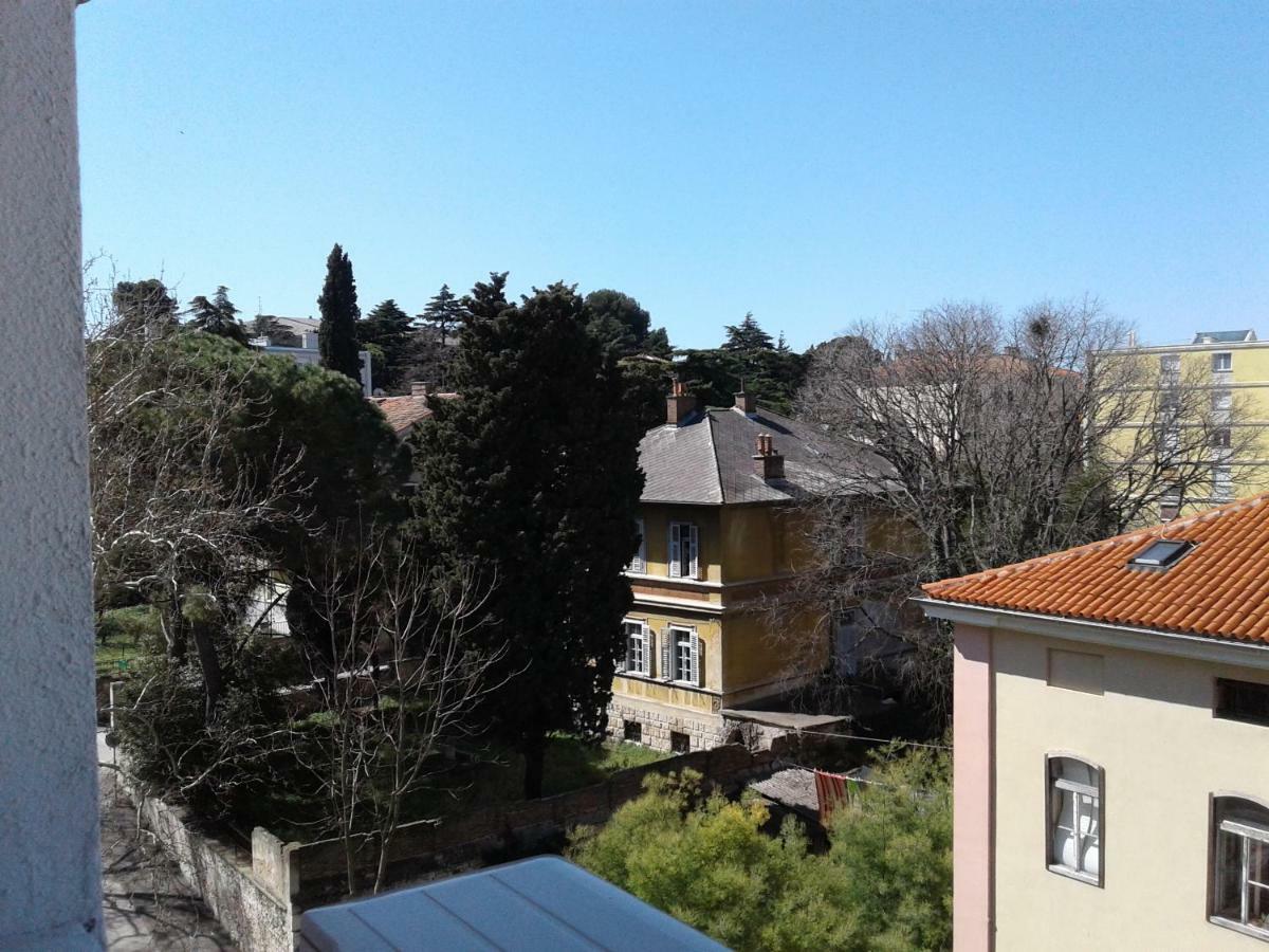 Apartment Sunny Place 普拉 外观 照片