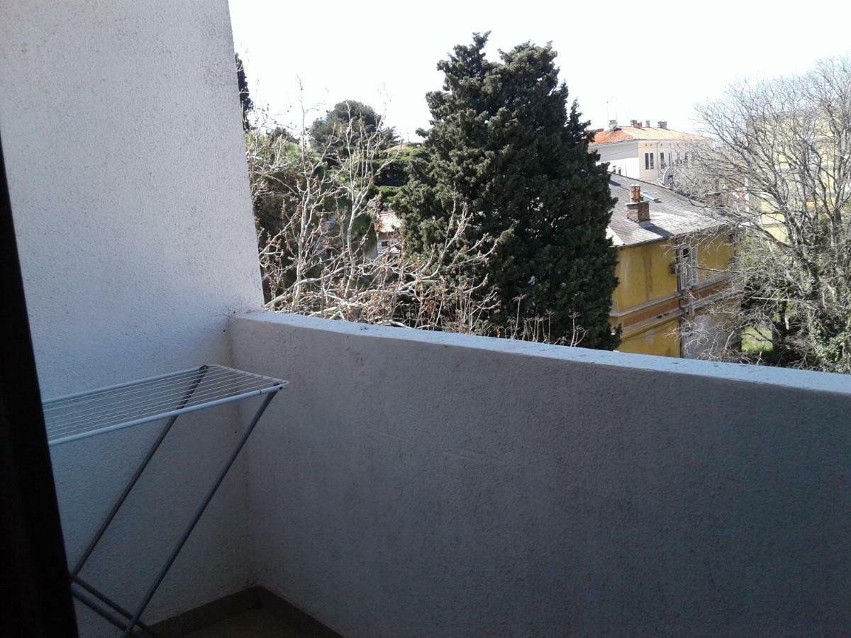Apartment Sunny Place 普拉 外观 照片